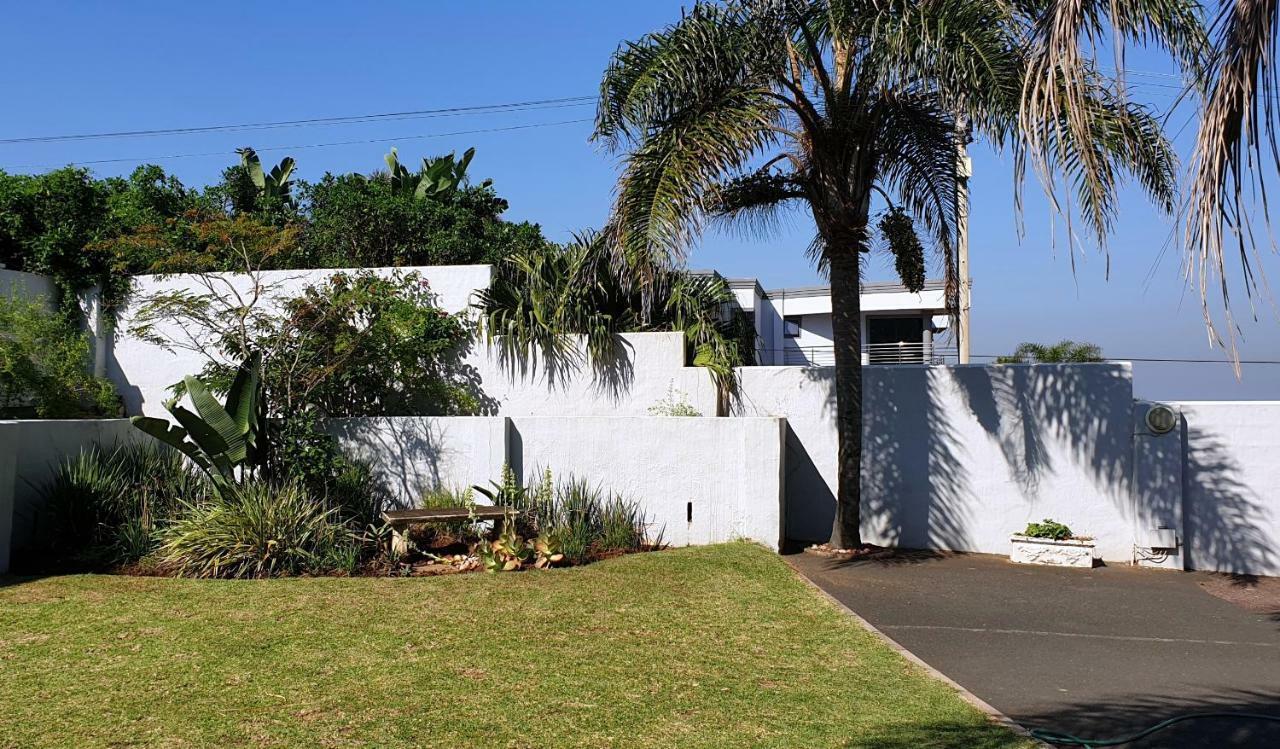African Sands B&B Amanzimtoti Bagian luar foto